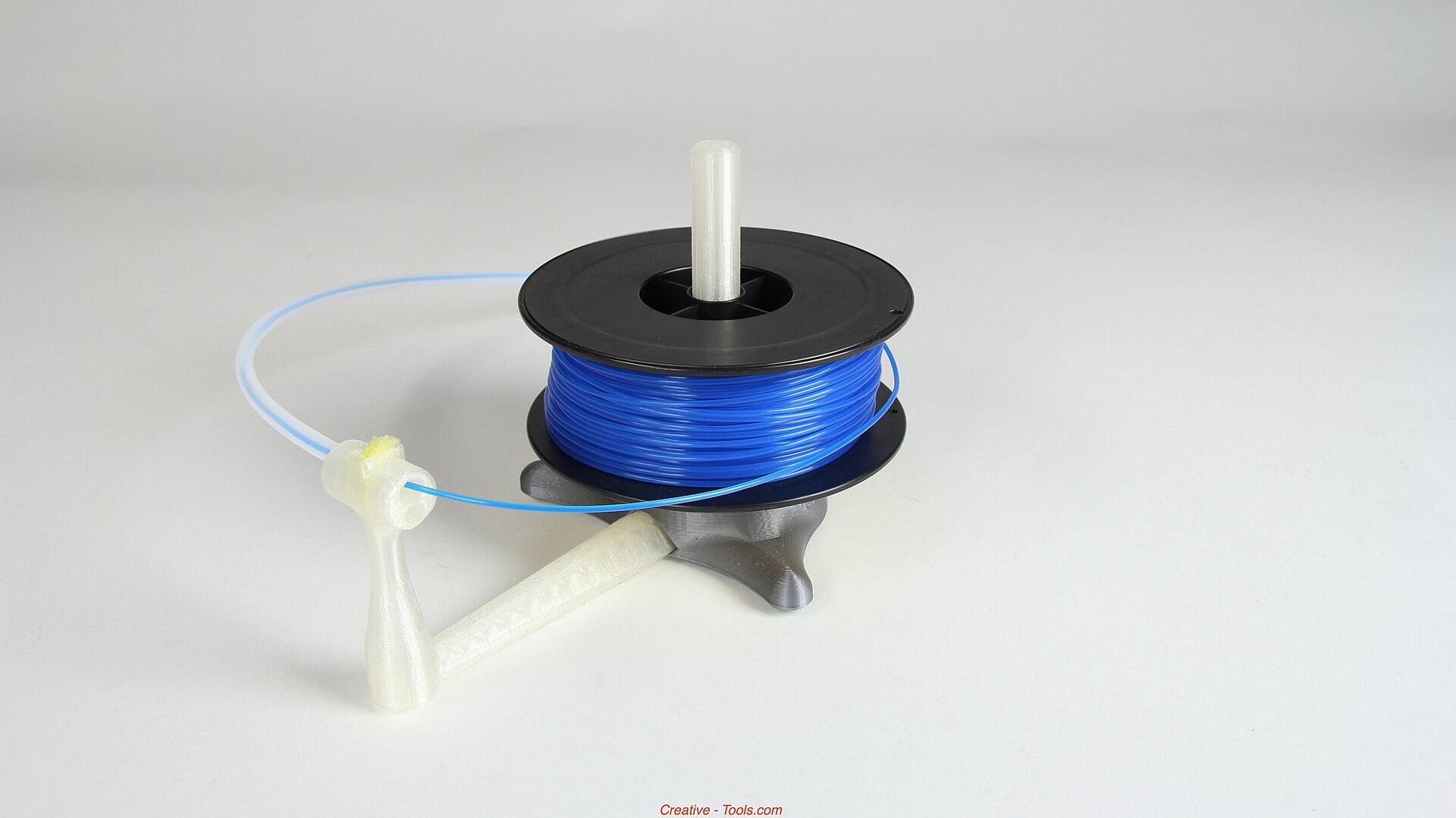 Filament spools held on a printable stand