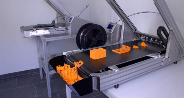 Blackbelt, the first 3D printer using a conveyer belt