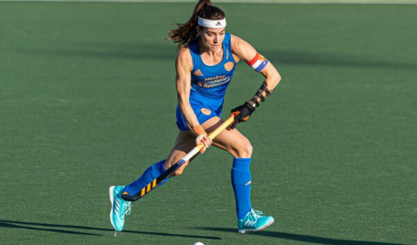 Eva de Goede’s 3D Printed Brace Helps Her Win EuroHockey 2021