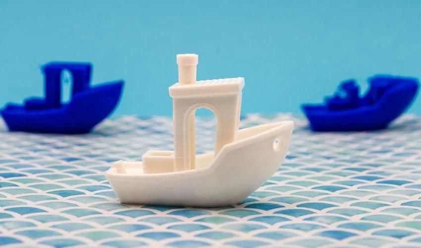 Retraction and Displacements in FDM 3D Printing: All You Need to Know