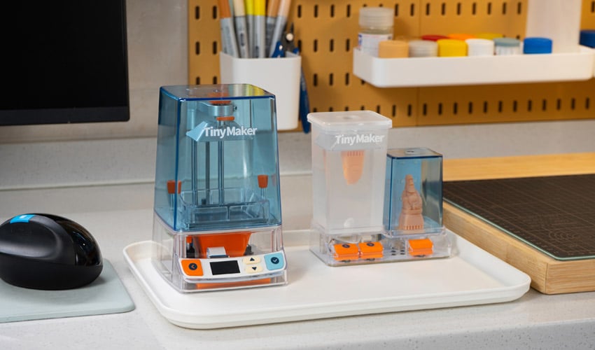 TinyMaker, the Open-Source Resin 3D Printer That Fits in the Palm of Your Hand