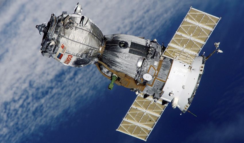Additive Manufacturing Is the Key for Freeform Optics in Space
