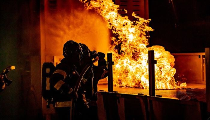 Fire victims often suffer injuries to the respiratory tract. (Image: Pixabay)