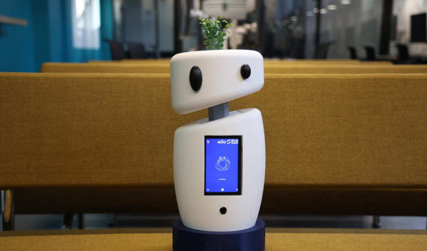 Meet France’s Newest 3D Printed AI Student