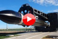 5 Videos That Went Viral This Week: Rockets, Masks, and Wild Discoveries