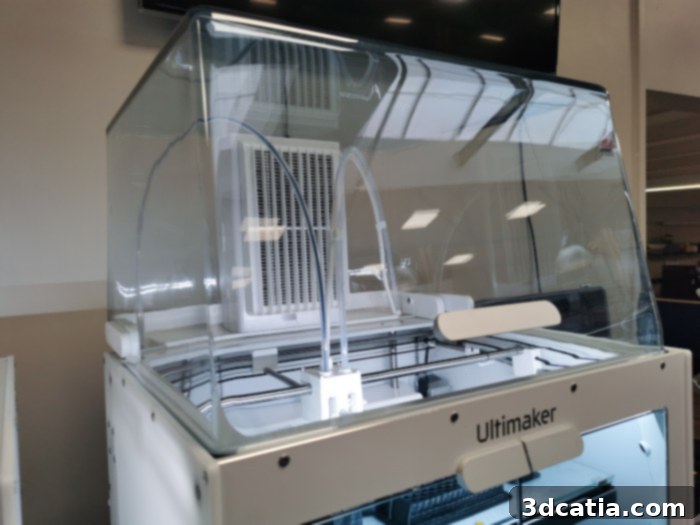 Ultimaker Air Manager providing enclosed printing and air filtration