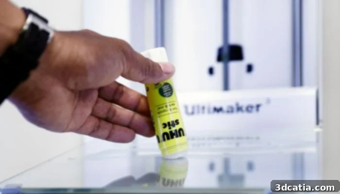 Using glue for HIPS adhesion